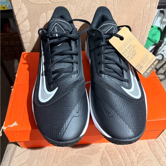 Nike Black and White Athletic Sneakers size 11 or 29 cm - Picture 2 of 8